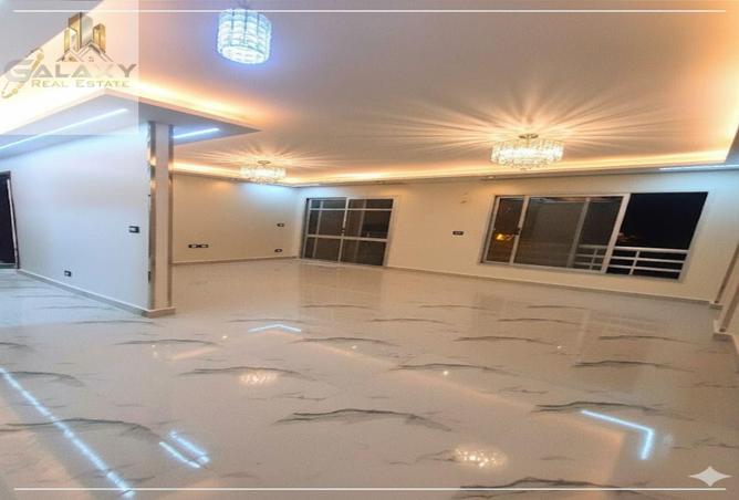 8072027 - Property Image 3