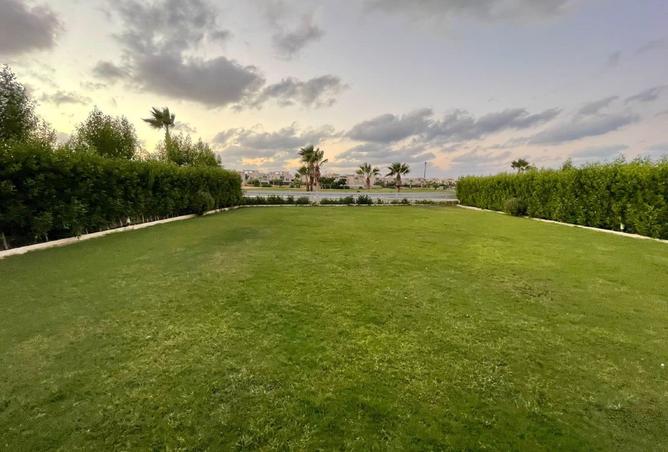 8081221 - Property Image 2