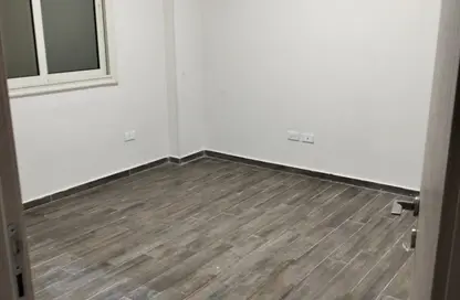 Apartment - 3 Bedrooms - 2 Bathrooms for rent in South Lotus - El Lotus - New Cairo City - Cairo