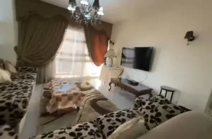 Apartment - 3 Bedrooms - 2 Bathrooms for rent in 10th District - Sheikh Zayed City - Giza