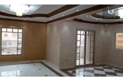 Apartment - 3 Bedrooms - 2 Bathrooms for rent in Doctor Mohamed Youssef St. - El Banafseg 7 - El Banafseg - New Cairo City - Cairo