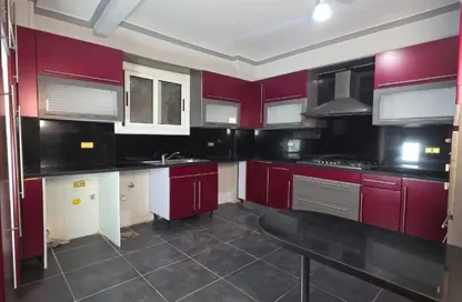 شقة - 2 غرف نوم - 1 حمام للبيع في الحي الثالث - مدينة العبور - القليوبية