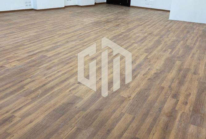 8234701 - Property Image 3