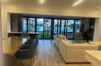 فيلا - 5 غرف نوم - 4 حمامات للبيع في مراسي - سيدي عبد الرحمن - الساحل الشمالي