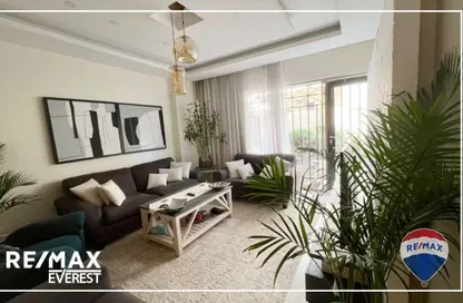 Apartment - 3 Bedrooms - 2 Bathrooms for sale in 7th District - Sheikh Zayed City - Giza