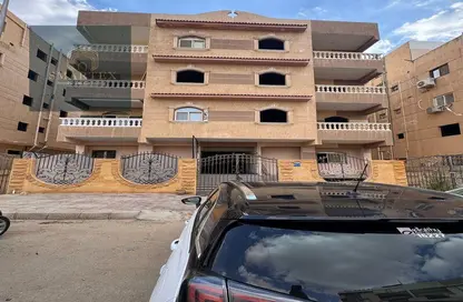 Apartment - 3 Bedrooms - 2 Bathrooms for sale in 1st Neighborhood - 8th Area - Shorouk City - Cairo