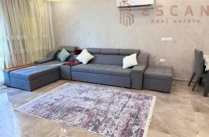Apartment - 3 Bedrooms - 2 Bathrooms for rent in Stone Residence - 5th Settlement Compounds - The 5th Settlement - New Cairo City - Cairo
