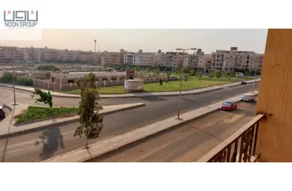 شقة - 3 غرف نوم - 2 حمامات للبيع في المجاورة الاولي - الحي الاول شرق - مدينة الشروق - القاهرة