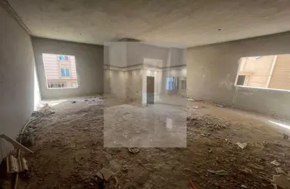 Apartment - 3 Bedrooms - 3 Bathrooms for sale in 2 and 2 - Al Andalus District - New Cairo City - Cairo