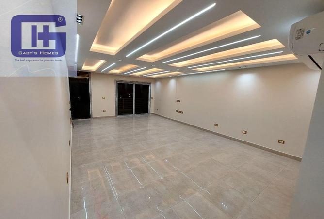 8423554 - Property Image 2