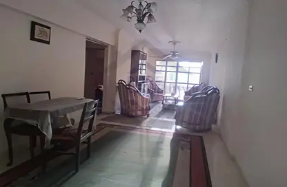 شقة - 2 غرف نوم - 1 حمام للبيع في شارع محرم بك - محرم بك - حي وسط - الاسكندرية