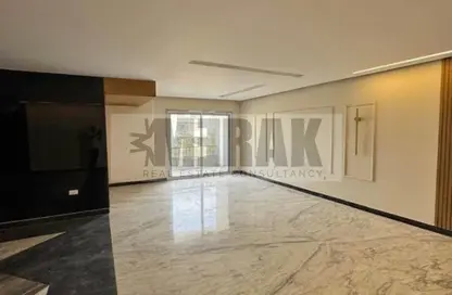 Duplex - 5 Bedrooms - 5 Bathrooms for sale in Hyde Park - New Cairo City - Cairo