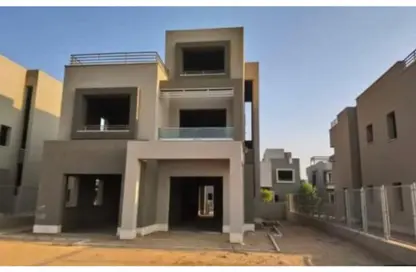 Villa - 5 Bedrooms - 5 Bathrooms for sale in Palm Hills New Cairo - 5th Settlement Compounds - The 5th Settlement - New Cairo City - Cairo