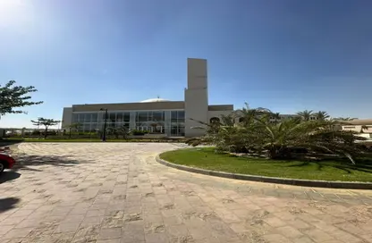 شقة - 3 غرف نوم - 3 حمامات للبيع في فيلدج ويست - كمبوندات الشيخ زايد - الشيخ زايد - الجيزة