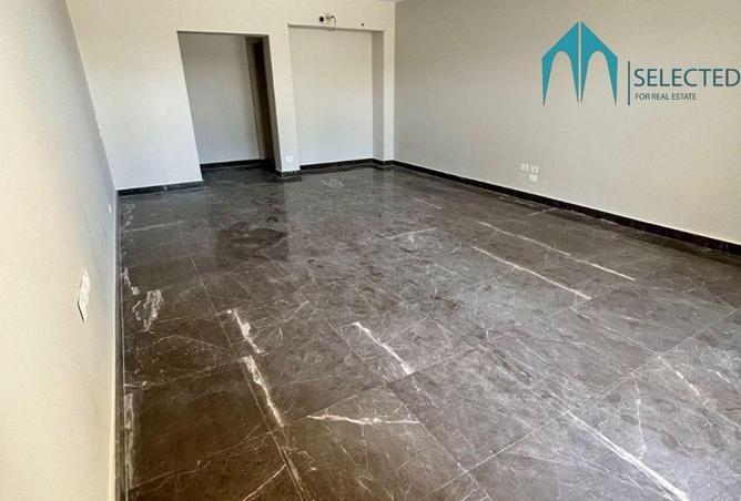 8359999 - Property Image 2