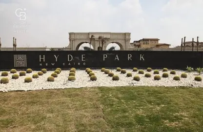 Apartment - 3 Bedrooms - 3 Bathrooms for sale in Hyde Park - New Cairo City - Cairo