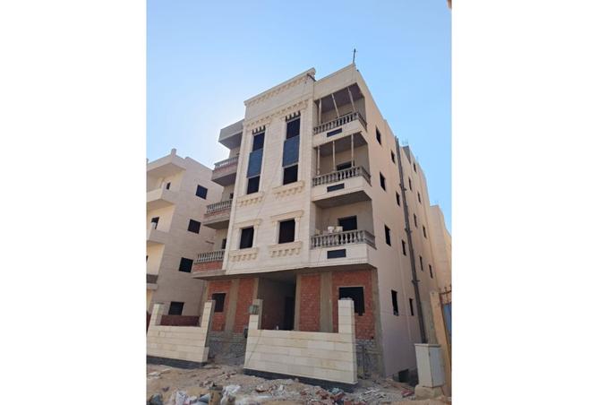 8245734 - Property Image 3