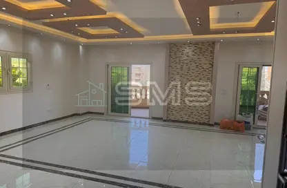 Apartment - 3 Bedrooms - 3 Bathrooms for rent in Zakaria Ahmed St. - El Banafseg 5 - El Banafseg - New Cairo City - Cairo