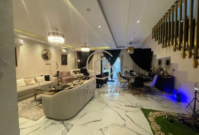 8372829 - Property Image 2