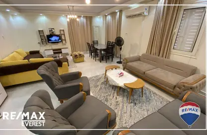 Apartment - 3 Bedrooms - 2 Bathrooms for rent in 10th District - Sheikh Zayed City - Giza