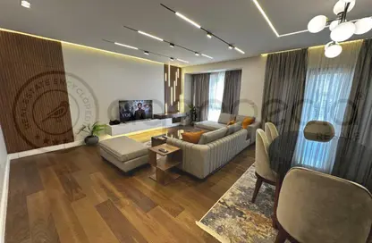 Apartment - 3 Bedrooms - 2 Bathrooms for sale in Eastown - 5th Settlement Compounds - The 5th Settlement - New Cairo City - Cairo