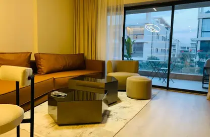 Apartment - 2 Bedrooms - 3 Bathrooms for sale in Lake View Residence - 5th Settlement Compounds - The 5th Settlement - New Cairo City - Cairo
