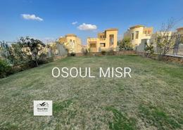 Twin House - 5 bedrooms - 5 bathrooms for للايجار in Bamboo Palm Hills - 26th of July Corridor - 6 October City - Giza