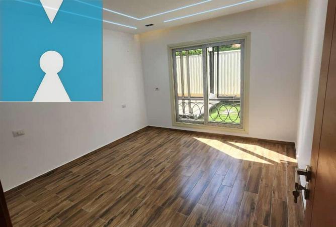 8048684 - Property Image 2