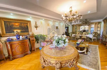 Apartment - 3 Bedrooms - 3 Bathrooms for sale in Zahran Roshdy St. - Glim - Hay Sharq - Alexandria