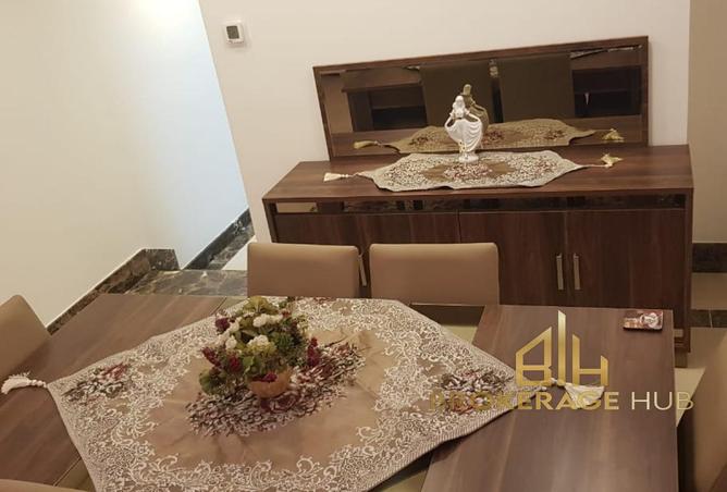 8312601 - Property Image 2