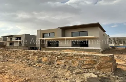 Villa - 5 Bedrooms - 7 Bathrooms for sale in Swan Lake Residence - 5th Settlement Compounds - The 5th Settlement - New Cairo City - Cairo