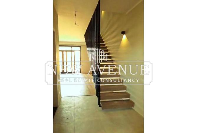 8373588 - Property Image 2