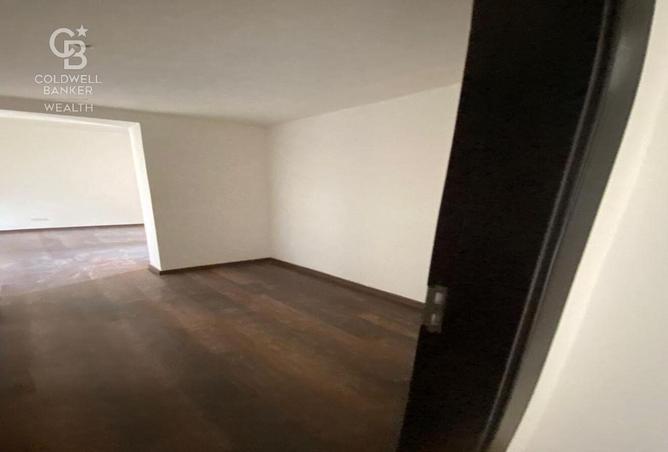 8254511 - Property Image 3