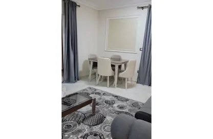 Apartment - 2 Bedrooms - 1 Bathroom for rent in Beverly Hills Road - 17th District - Sheikh Zayed City - Giza