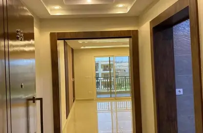 Apartment - 3 Bedrooms - 3 Bathrooms for sale in Mountain View Hyde Park - 5th Settlement Compounds - The 5th Settlement - New Cairo City - Cairo