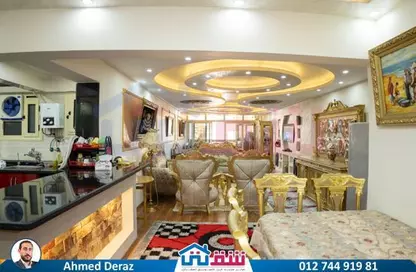 Apartment - 3 Bedrooms - 3 Bathrooms for sale in Mohammad Ngeeb Street - Sidi Beshr - Hay Awal El Montazah - Alexandria
