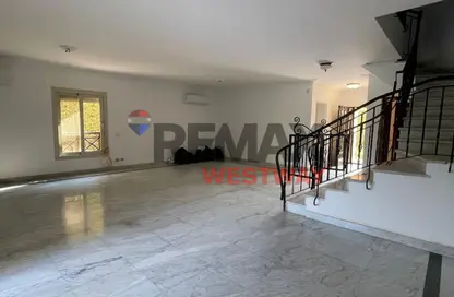 منزل مزدوج - 3 غرف نوم - 3 حمامات للايجار في الربوة - كمبوندات الشيخ زايد - الشيخ زايد - الجيزة