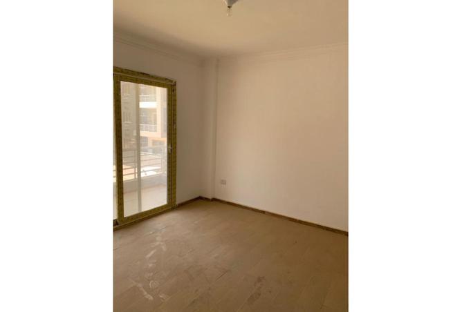 8180744 - Property Image 3