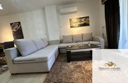 شقة - 3 غرف نوم - 3 حمامات للبيع في مون ريزيدنس - فيفث سكوير - التجمع الخامس - مدينة القاهرة الجديدة - القاهرة