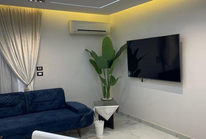 8288239 - Property Image 3