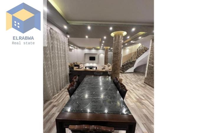 8404558 - Property Image 2