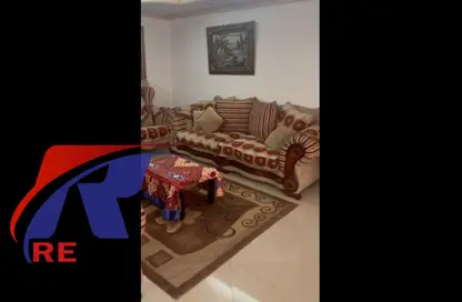 Apartment - 3 Bedrooms - 3 Bathrooms for rent in Abdallah Ibn Al Taher St. - 6th Zone - Nasr City - Cairo