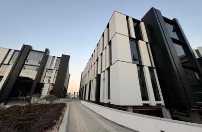 مساحات مكتبية - استوديو - 1 حمام للايجار في هايد بارك - مدينة القاهرة الجديدة - القاهرة