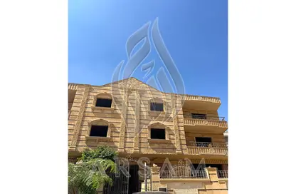 شقة - 4 غرف نوم - 4 حمامات للبيع في غرب الجولف - كمبوندات القطامية - القطامية - مدينة القاهرة الجديدة - القاهرة