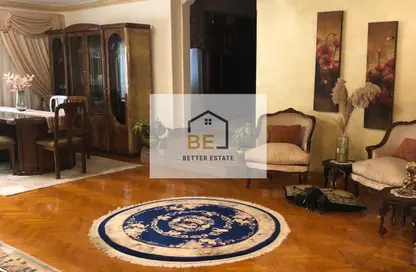 شقة - 3 غرف نوم - 1 حمام للبيع في شارع محمد حسنين هيكل - المنطقة السادسة - مدينة نصر - القاهرة