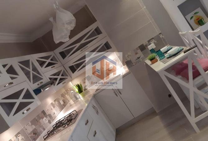 8074001 - Property Image 2