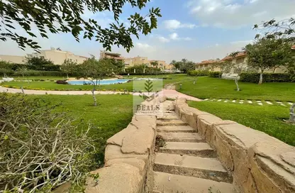Villa - 4 Bedrooms - 5 Bathrooms for sale in Fountain Park - 5th Settlement Compounds - The 5th Settlement - New Cairo City - Cairo