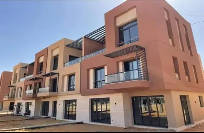 Townhouse - 4 Bedrooms - 5 Bathrooms for sale in District 5 - 5th Settlement Compounds - The 5th Settlement - New Cairo City - Cairo