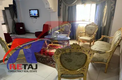 شقة - 3 غرف نوم - 2 حمامات للايجار في شارع افريقيا - امتداد مصطفي النحاس - المنطقة التاسعة - مدينة نصر - القاهرة