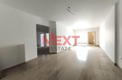 Apartment - 3 Bedrooms - 2 Bathrooms for sale in New Smouha - Smouha - Hay Sharq - Alexandria